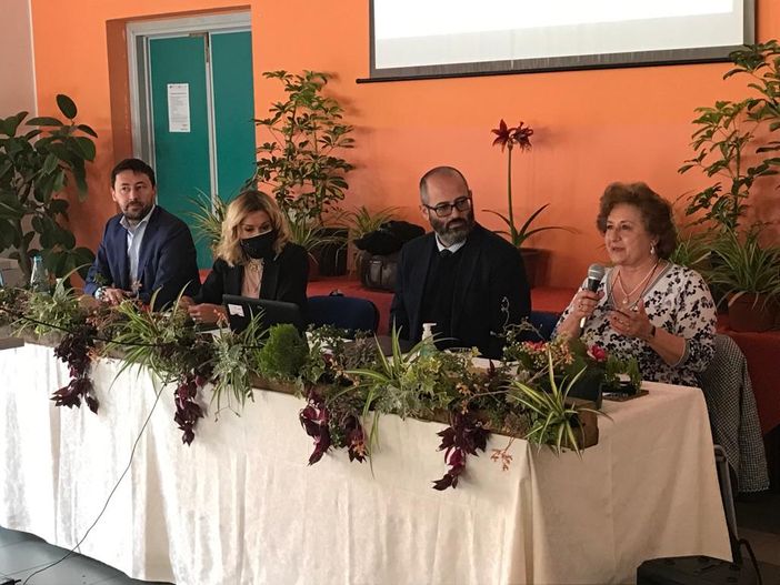 La presentazione del corso per orafi dell'Agenzia Formativa della Provincia di Varese