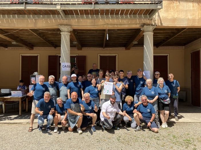 Il grande cuore di Azzate per gli alluvionati dell'Emilia Romagna: raccolti 4mila euro per Faenza