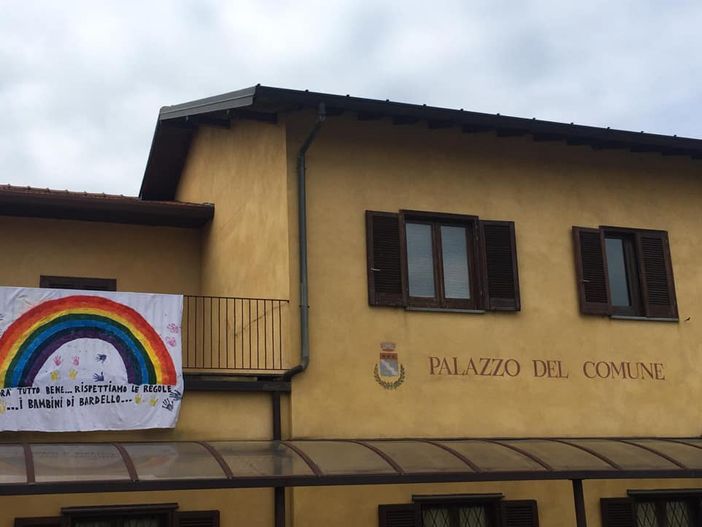 Referendum per un solo Comune. «Bardello merita questa fusione?» Referendum per un solo Comune. «Bardello merita questa fusione?»