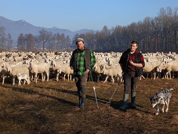 Eddy Trentin e Diego Poli davanti al gregge