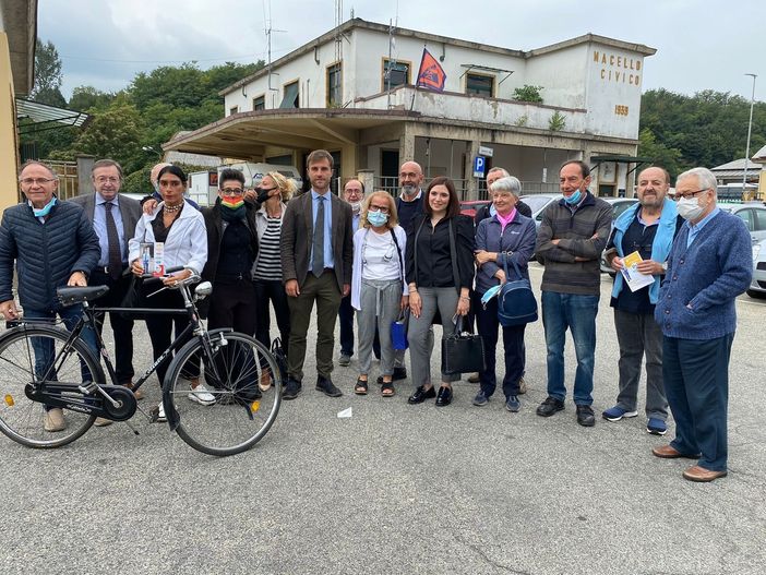 VIDEO. «L'ex Macello riqualificato è la "testa" di una Varese in cui si raggiunge tutto in 15 minuti. Manutenzione stradale? Nei prossimi 5 anni ci penseranno le partecipate»