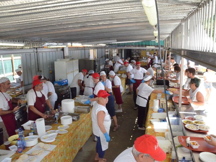 Si è chiusa col botto la Festa di Ferragosto di Bizzozero. Ecco i numeri vincenti della lotteria