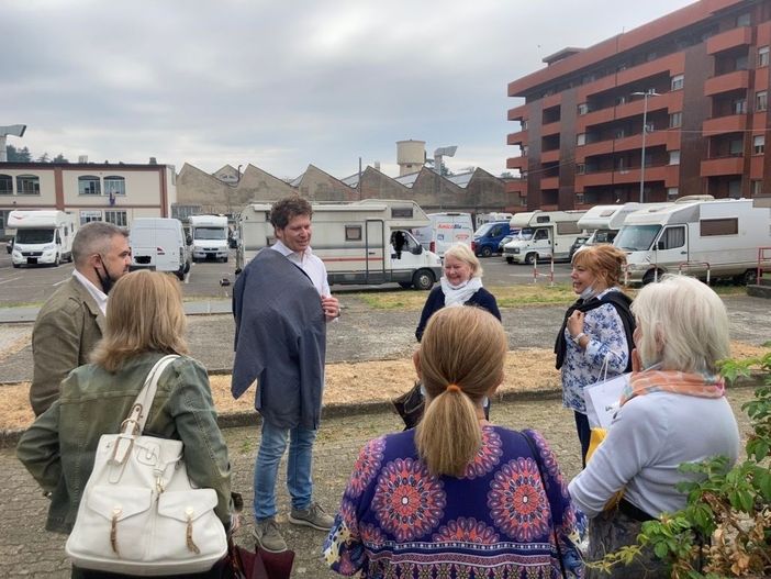 Varese, degrado nei quartieri. Minonzio e Tavazzi (Lega): «Riportare vivibilità in piazzale Foresio» Varese, degrado nei quartieri. Minonzio e Tavazzi (Lega): «Riportare vivibilità in piazzale Foresio»