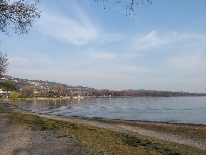 Tutto pronto a Gavirate per la giornata dedicata al lago di Varese, alle sue bellezze e al suo futuro Tutto pronto a Gavirate per la giornata dedicata al lago di Varese, alle sue bellezze e al suo futuro