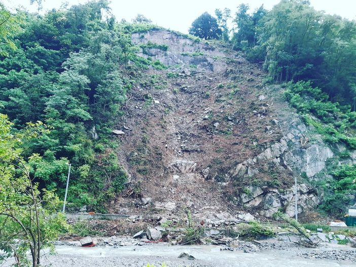 Slitta ancora la riapertura di via Reschigna a Maccagno con Pino e Veddasca Slitta ancora la riapertura di via Reschigna a Maccagno con Pino e Veddasca