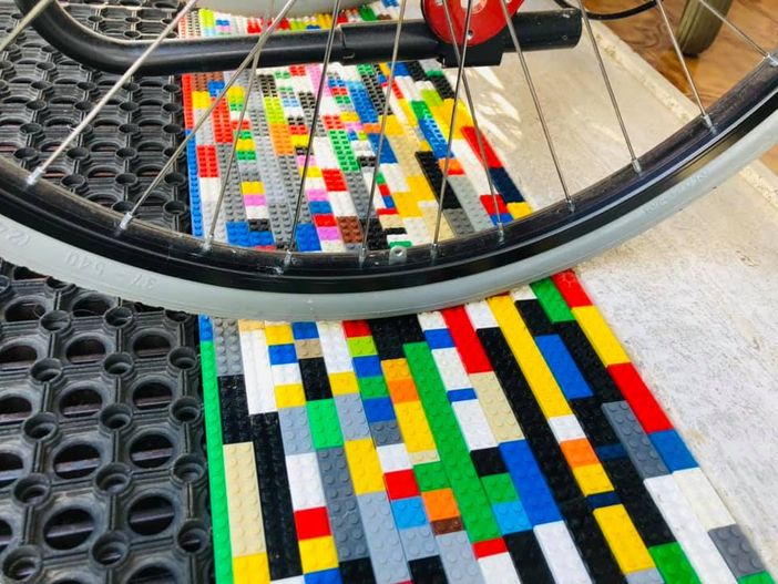 Le pedane per disabili realizzate con mattoncini Lego