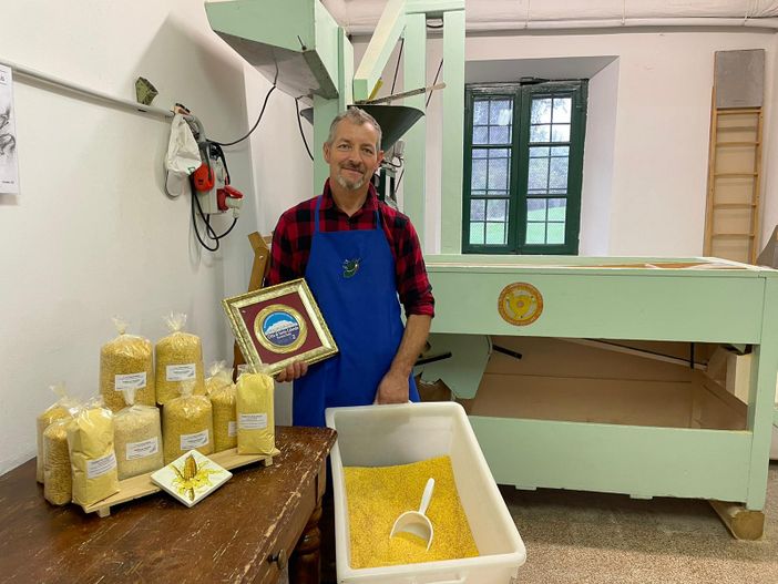 Stefano Bertoldo racconta il lavoro della sua azienda agricola Cascina Molino di Lentate a Sesto Calende