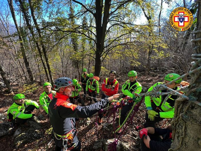 L'esercitazione del Soccorso Alpino al Campo dei Fiori