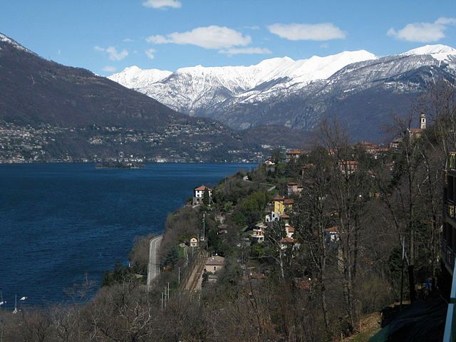 La camminata per la pace delle parrocchie di Pino e Tronzano sul Lago Maggiore, in memoria di Takashi Paolo Nagai