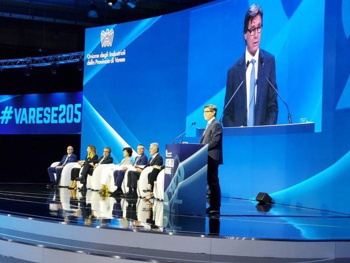 VIDEO e FOTO. Univa guarda al futuro, verso Confindustria Varese ma il presente preoccupa: «Mettere a sistema le forze del nostro territorio» VIDEO e FOTO. Univa guarda al futuro, verso Confindustria Varese ma il presente preoccupa: «Mettere a sistema le forze del nostro territorio»