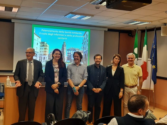 VIDEO - Infermieri e professionisti sanitari al centro della riforma di potenziamento della sanità lombarda