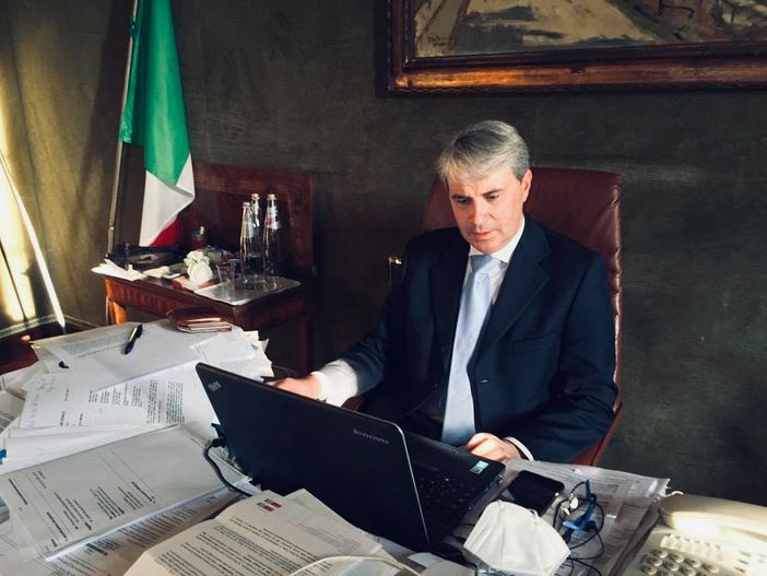 Tremila positivi in un giorno in provincia di Varese, Galimberti: «I dati non sono chiari e precisi. E' un problema enorme»