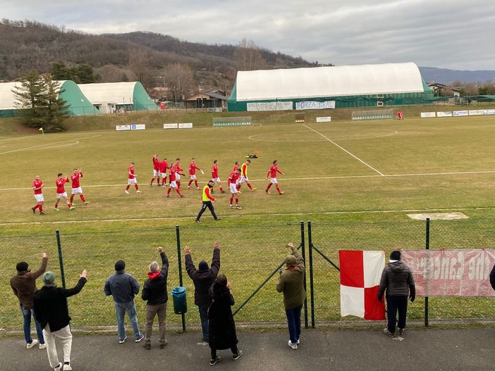 I VOTI. Candido 7,5. Baldaro 7. Tifosi del Varese 8 I VOTI. Candido 7,5. Baldaro 7. Tifosi del Varese 8
