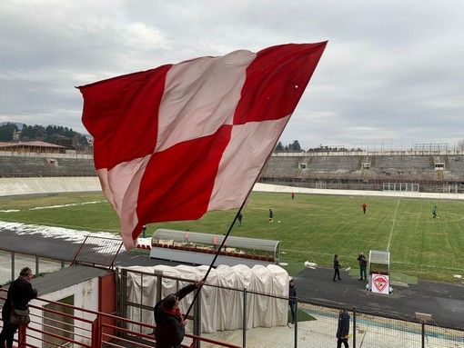 Il Città di Varese abbraccia Andrea Menon che ha perso papà Cesare. E lo abbracciamo anche noi: forza leone biancorosso Il Città di Varese abbraccia Andrea Menon che ha perso papà Cesare. E lo abbracciamo anche noi: forza leone biancorosso