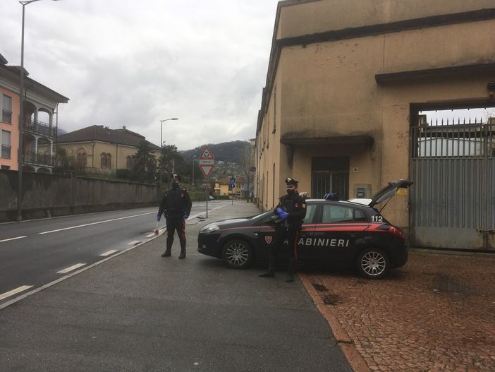 Ricercato per un furto in appartamento, i carabinieri lo arrestano a Brezzo di Bedero Ricercato per un furto in appartamento, i carabinieri lo arrestano a Brezzo di Bedero