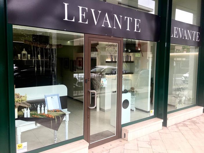 Centro Estetico Levante, competenza e professionalità prima di tutto: «I trattamenti devono essere fatti in sicurezza da professionisti» Centro Estetico Levante, competenza e professionalità prima di tutto: «I trattamenti devono essere fatti in sicurezza da professionisti»
