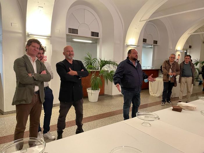 Stefano Chiodaroli show per la chiusura di campagna elettorale di “Per una grande Varese”
