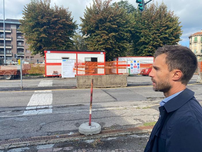 L'assessore ai Lavori Pubblici del Comune di Varese Andrea Civati L'assessore ai Lavori Pubblici del Comune di Varese Andrea Civati