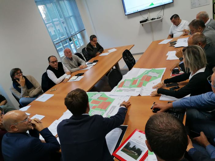 Il progetto di riqualificazione del Tennis Club Le Bettole illustrato ieri in commissione urbanistica