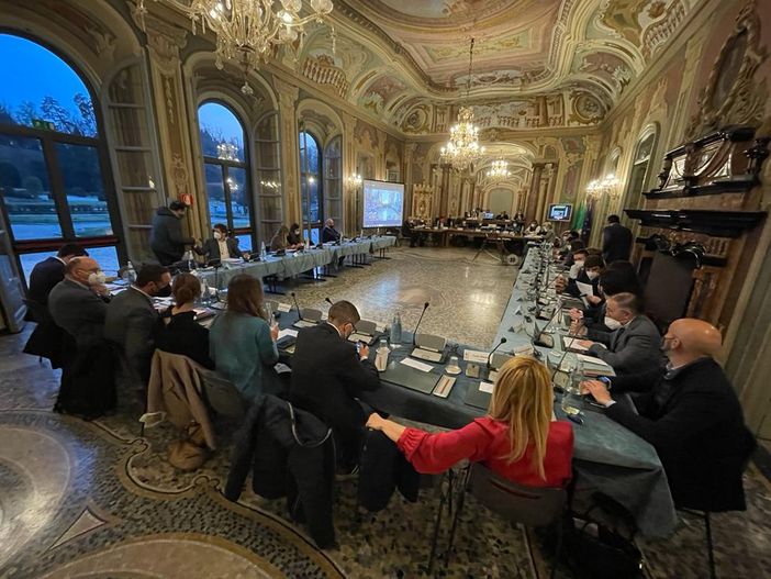 Varese approva il bilancio tra le polemiche: «Noi opposizione costruttiva. Dalla maggioranza nessuna condivisione» Varese approva il bilancio tra le polemiche: «Noi opposizione costruttiva. Dalla maggioranza nessuna condivisione»