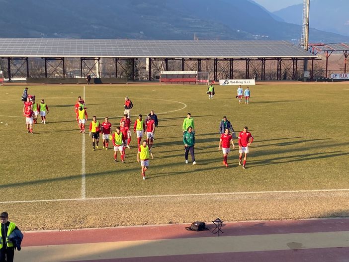 Varese con mezzo piede in Eccellenza. Perde sul campo della terzultima senza fare un tiro in porta. "De Paola vattene"