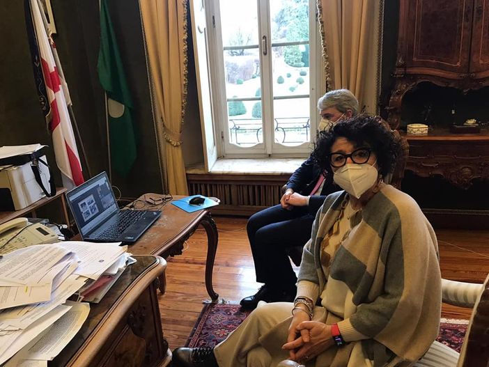 Varese, l'assessora Dimaggio: «Vicinanza e solidarietà assoluta alle ragazze aggredite sul treno»