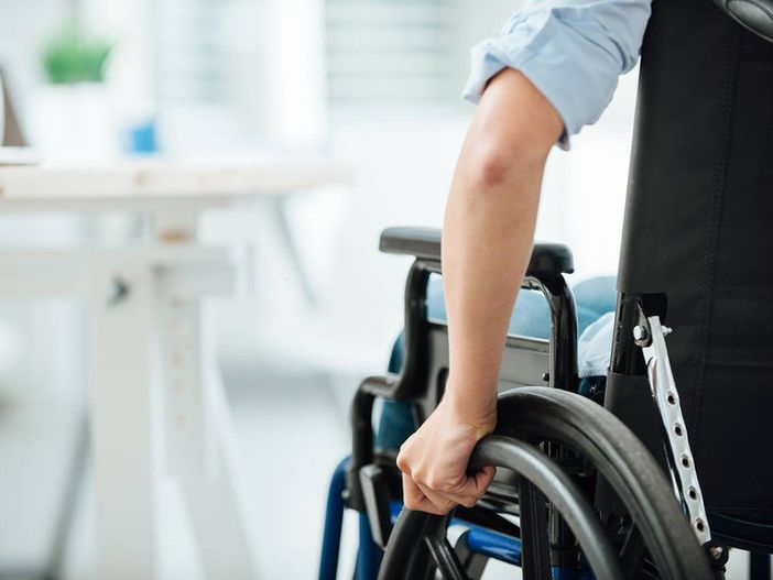 Varese: movida (e non solo) vietata ai disabili. «Abbiamo girato 10 locali senza trovare un bagno accessibile» Varese: movida (e non solo) vietata ai disabili. «Abbiamo girato 10 locali senza trovare un bagno accessibile»