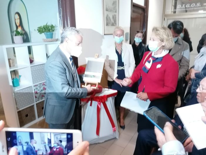 FOTO e VIDEO. In Questura a Varese arriva Monnalisa, una sala protetta per le vittime di abusi e violenze di genere FOTO e VIDEO. In Questura a Varese arriva Monnalisa, una sala protetta per le vittime di abusi e violenze di genere