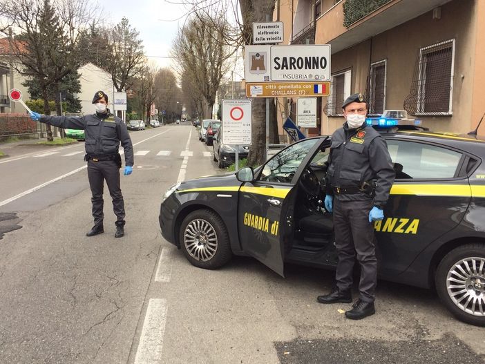 Assembramento in tabaccheria e pizza al banco: la Finanza di Saronno sospende due esercizi commerciali