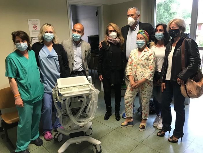 Un ecografo donato da AMOR e CAOS per le Cure Subacute di Angera