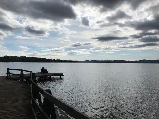 Primo assaggio d'autunno con cielo grigio e piogge a partire da domani. Domenica e lunedì saranno più insistenti Primo assaggio d'autunno con cielo grigio e piogge a partire da domani. Domenica e lunedì saranno più insistenti