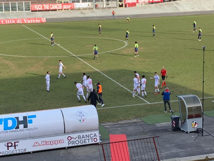 Banfi festeggiato dopo il raddoppio