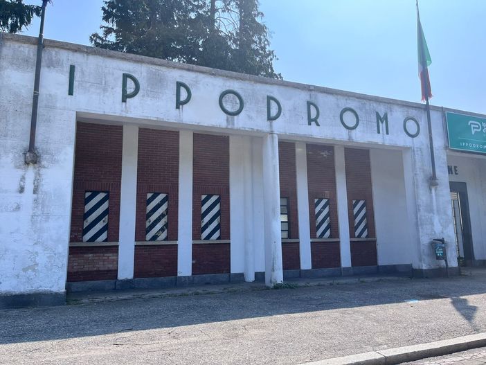 Un avvio “superclassico” dell’estate varesina al galoppo