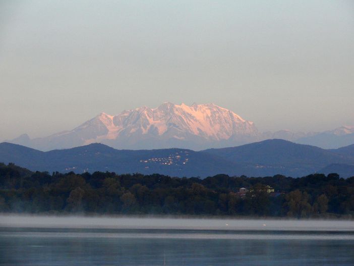 Niente gelo, niente neve: è un dicembre "primaverile" sul Varesotto