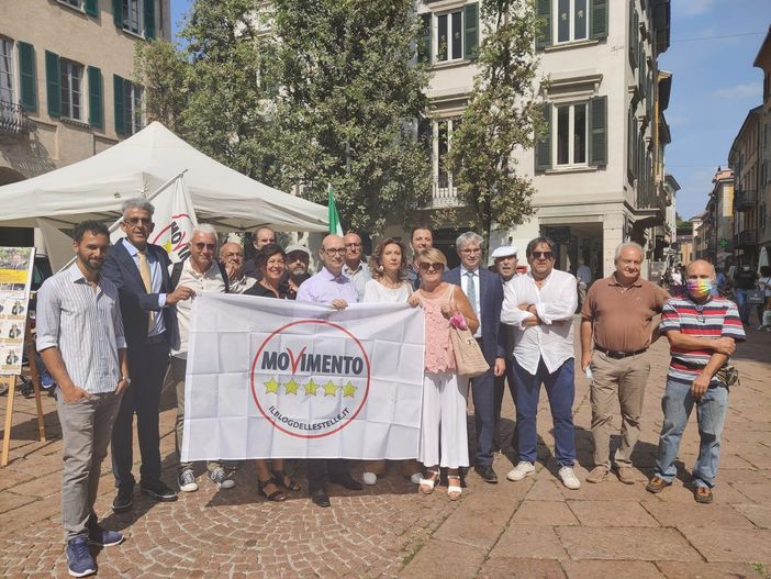 Movimento 5 Stelle presenta la sua squadrda: «Con Galimberti condividiamo temi e approccio alla sostenibilità» Movimento 5 Stelle presenta la sua squadrda: «Con Galimberti condividiamo temi e approccio alla sostenibilità»