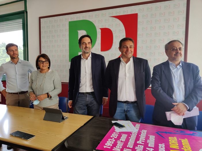 VIDEO. Finanziamenti a Varese, il PD risponde con "l'operazione chiarezza" VIDEO. Finanziamenti a Varese, il PD risponde con "l'operazione chiarezza"