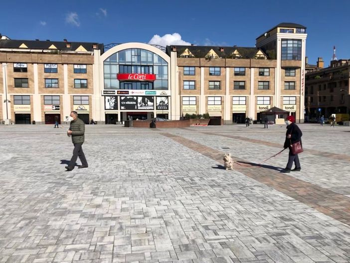 Varese, domani il mercato torna in piazza Repubblica dopo cinquant'anni. «Un luogo da tornare a vivere»