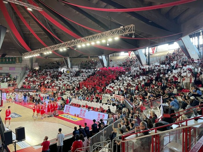Pallacanestro Varese e tifosi, amore infinito: 4.456 spettatori di media e palazzetto pieno all'87% della capienza