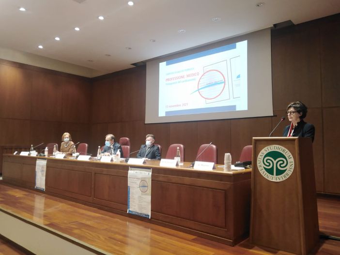 FOTO. Nell'Aula Magna dell'Insubria il Simposio di Salute Pubblica dell'Ordine dei Medici