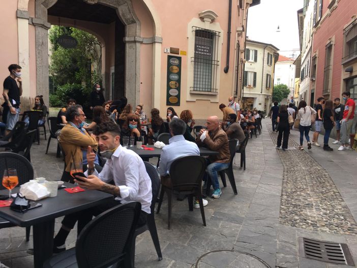 VIDEO E FOTO. Dalla livellanza al gin al sapore di Liguria, Varese riparte tra slanci e titubanza VIDEO E FOTO. Dalla livellanza al gin al sapore di Liguria, Varese riparte tra slanci e titubanza