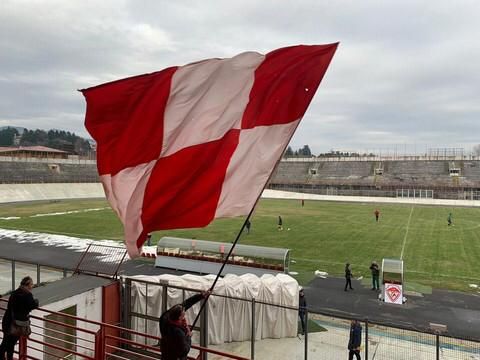 In 300 domenica al Franco Ossola: il Varese apre la campagna abbonamenti. Prelazione ai vecchi fedelissimi In 300 domenica al Franco Ossola: il Varese apre la campagna abbonamenti. Prelazione ai vecchi fedelissimi