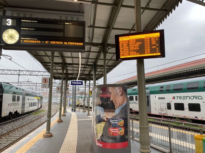 Convenzione tra Asst Sette Laghi e Trenord per la sottoscrizione di abbonamenti scontati per i dipendenti Convenzione tra Asst Sette Laghi e Trenord per la sottoscrizione di abbonamenti scontati per i dipendenti