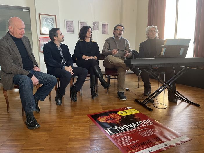 VIDEO. Il Trovatore vuole infiammare Busto: «Credi nell'opera e nel tuo teatro»