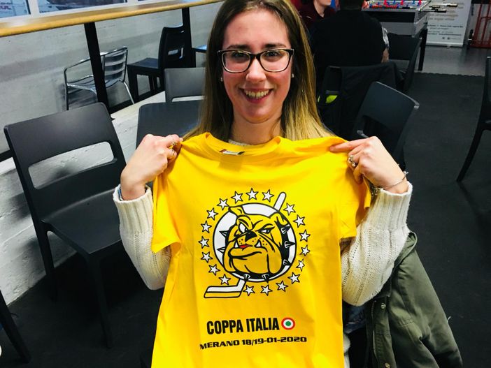 HOCKEY: FINAL FOUR COPPA ITALIA. Da Varese e dal mondo: il vecchio cuore giallonero domani alle 16 batte forte a Merano HOCKEY: FINAL FOUR COPPA ITALIA. Da Varese e dal mondo: il vecchio cuore giallonero domani alle 16 batte forte a Merano