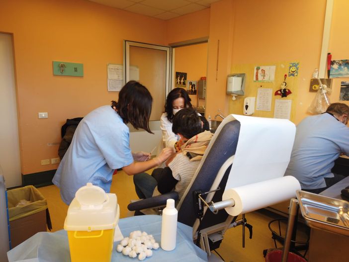 Operazione "scudo Magicovid": al Circolo le prime somministrazioni di vaccino a 178 bambini