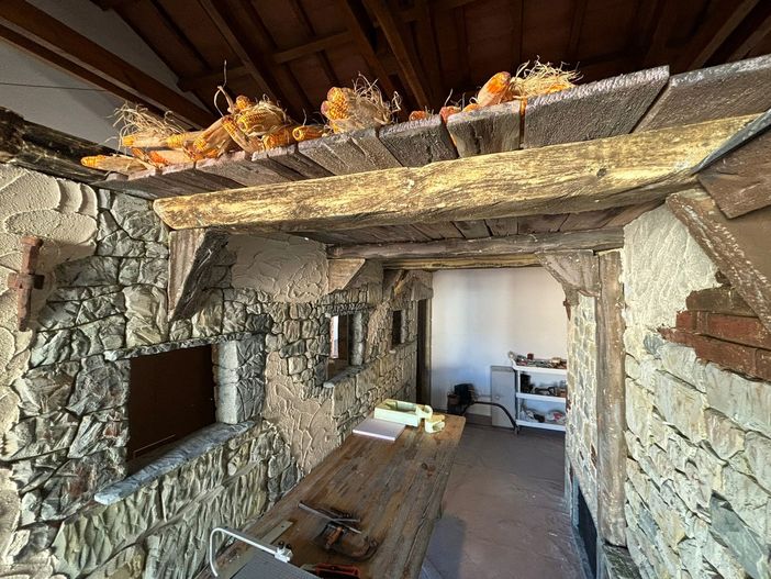 Gavirate "città dei presepi" e il Chiostro di Voltorre si trasforma in una piccola Betlemme