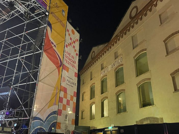 La disavventura di una persona disabile varesina a Genova per un concerto: «Nessun aiuto, nessuna indicazione per i parcheggi riservati e per raggiungere la platea» La disavventura di una persona disabile varesina a Genova per un concerto: «Nessun aiuto, nessuna indicazione per i parcheggi riservati e per raggiungere la platea»