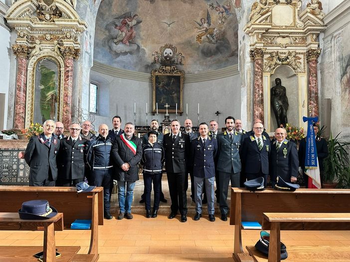 Le forze dell'ordine della città di Luino rinnovano la tradizione del "Precetto Pasquale"