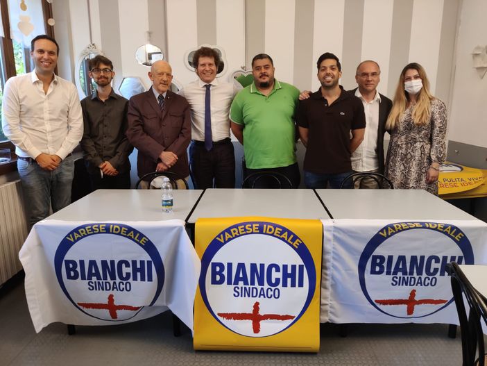 Varese Ideale sceglie la Rasa per presentare i suoi candidati, Bianchi: «Piccoli rioni vanno amministrati come i piccoli comuni»