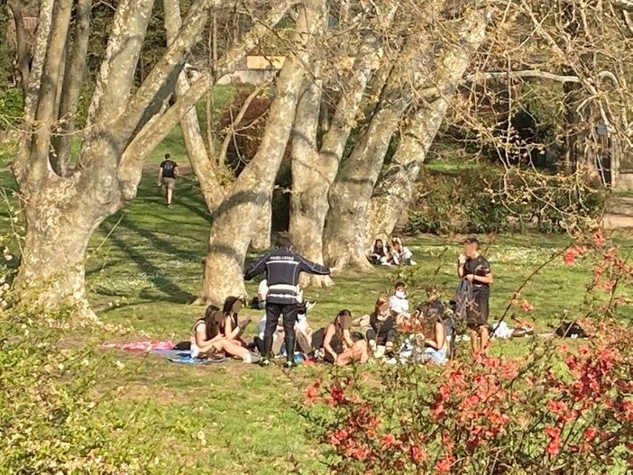 Villa Mylius chiusa per 3 giorni, il titolare del chiosco: «Un'ingiustizia, provvedimento discriminatorio»